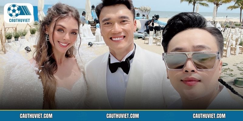 Chuyện tình lãng mạn của cặp đôi nổi tiếng