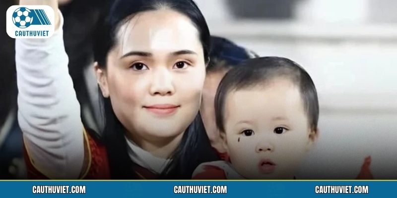 Cặp đôi Duy Mạnh và Quỳnh Anh hạnh phúc viên mãn